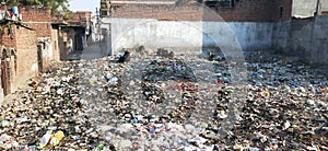 Ban single -use pakaging plastic . Plastic pollution in India