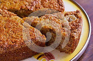 Banana cake