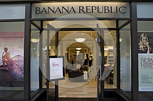 Banana Republic Fashion store