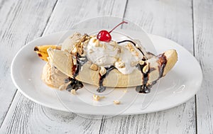 Banana split - American ice-cream based dessert