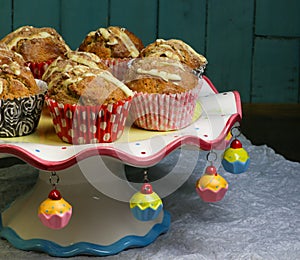 Banana Walnut muffins with white chocolate and cinnamon