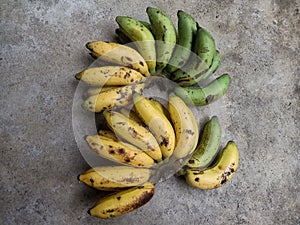 bananas which contain lots of vitamins