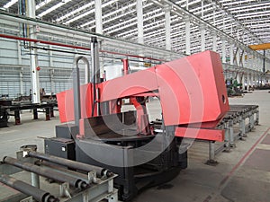 Band saw cutting steel bar Aluminum lubricant