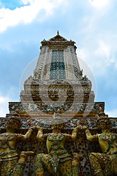 Bangkok river side temple Wat Arun Rajwararam