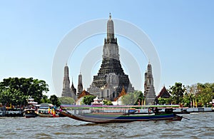 Bangkok, Thailand: Longtail Boat & Wat Arun