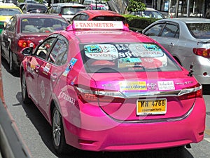 Bangkok-Thailand : Taxi Meter/Cab in Bangkok. Choice for you.