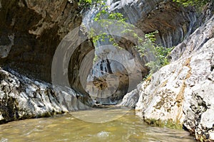 Banitei keys Romania- spectacular limestone erosion photo