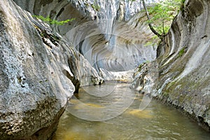 Banitei keys Romania- spectacular limestone erosion photo