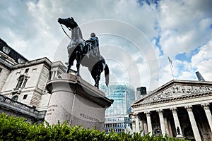 Bank of England, the Royal Exchange in London, the Wellington statue photo