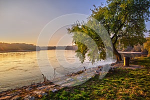 Břeh Dunaje u Devína