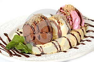 Bannana ice cream dessert