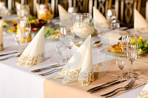 Banquet Table