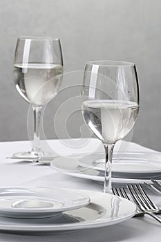 Banquet table setting