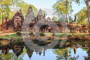 Banteay srei temple