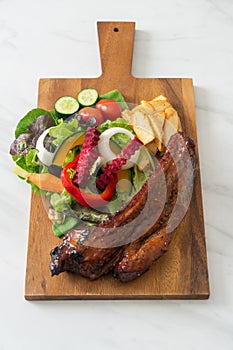 Barbecue pork spare ribs with vegetables