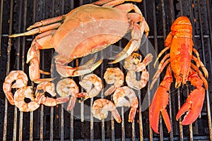 Barbecuing Red Lobster, Crab and Jumbo Shrimps