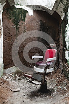 Barber chair eastern state penitentiary