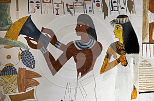 Tomb of scribe Nakht. Najr and wife Tawy pouring oniments over offerings