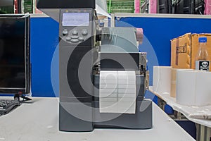 Barcode printer and barcode label with ribbon