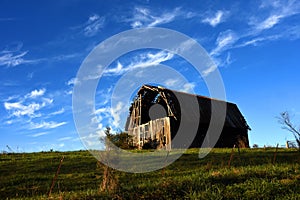 Barn Facies Last of Sunlight