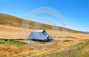 Barn near Dufur Oregon