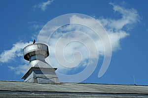 Barn roof vent