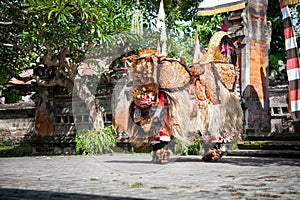 Barong Dance show, Indonesian mythology perform