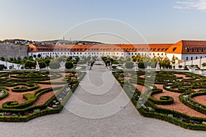 Baroková záhrada Bratislavského hradu, Slovenská