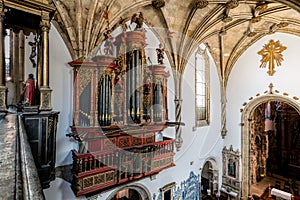 Baroque pipe organ