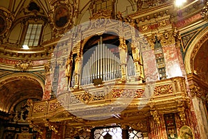 Baroque pipes organ