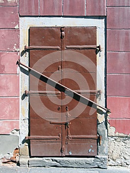 Barred steel door