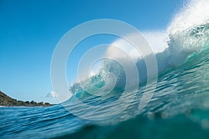 Barreling Hawaiian wave