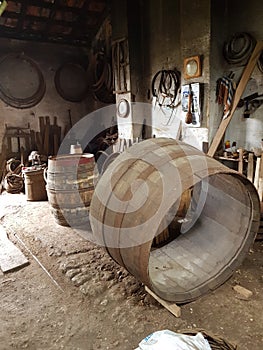 Barrels Wine Cooper make wooden casks