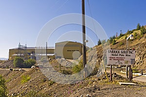 The entrance to the Barrick Nickle Plate Mine