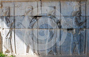 Bas-relief of Immortal soldiers.