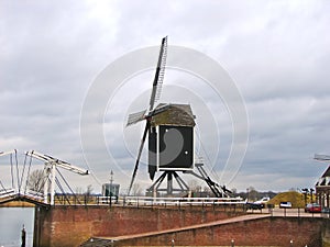 Bascule bridge and windmill in Heusden.