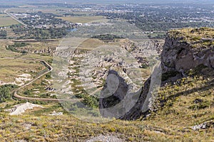 The base of Scots Bluff with the North Platte River