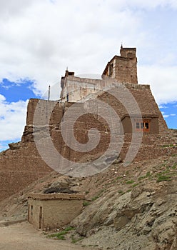 Basgo gompa photo