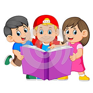 Kids reading big book