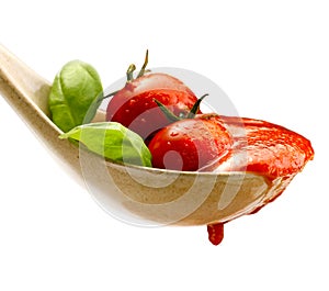 Basil pasta and tomato sauce