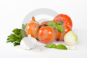 Basil, tomato and garlic