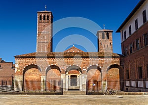 Basilica de Sant`Ambrogio, Milan