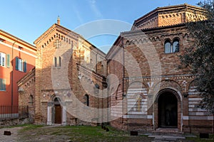 Basilica dei SS. Vitale e Agricola - Piazza delle Sette Chiese. Bologna