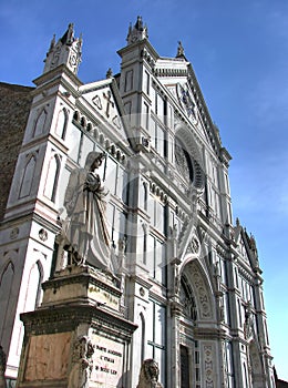 Basilica di Santa Croce and Dante hdr photo