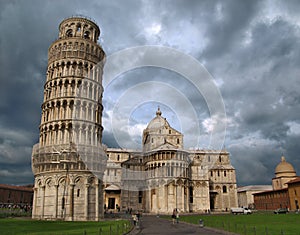 Basilica and the leaning tower. Pisa. Italia