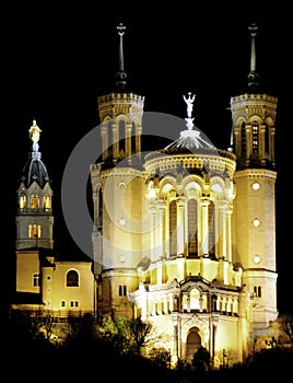 The Basilica Notre Dame de Fourviere at night
