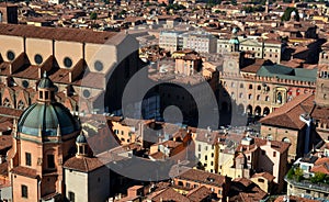 The basilica of Santa Maria and piazza Maggiore in Bologna