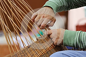 Basket maker