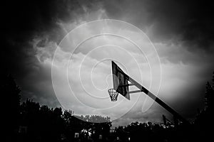 Basketball hoop