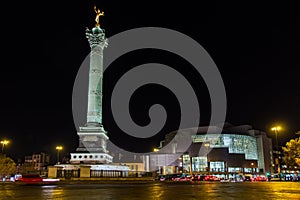 Place et Opera Bastille, Paris, France photo